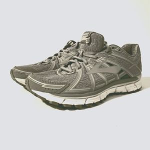 Brooks GTS 17 Running Shoes 1202311B120 Size 9.5(B) Silver Women